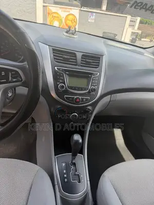 Hyundai Accent GLS 4dr Sedan (1.6L 4cyl 6M) 2014 Gray