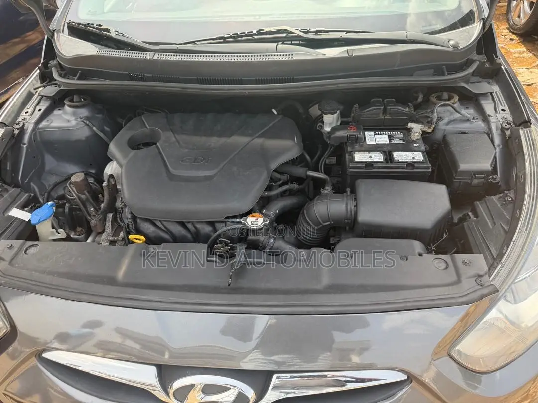 Hyundai Accent GLS 4dr Sedan (1.6L 4cyl 6M) 2014 Gray