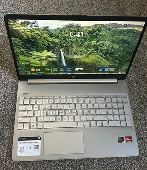 Laptop HP 15 16GB AMD Ryzen 5 SSD 512GB