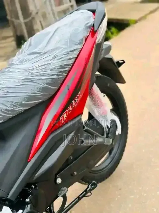 New Haojue HJ125-8K 2026 Red