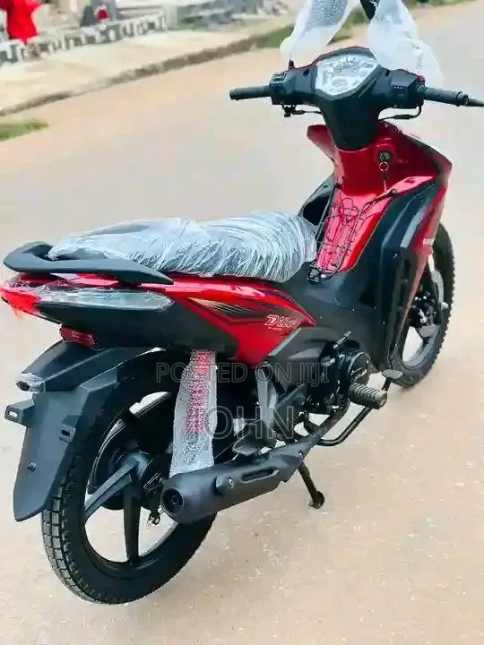 New Haojue HJ125-8K 2026 Red