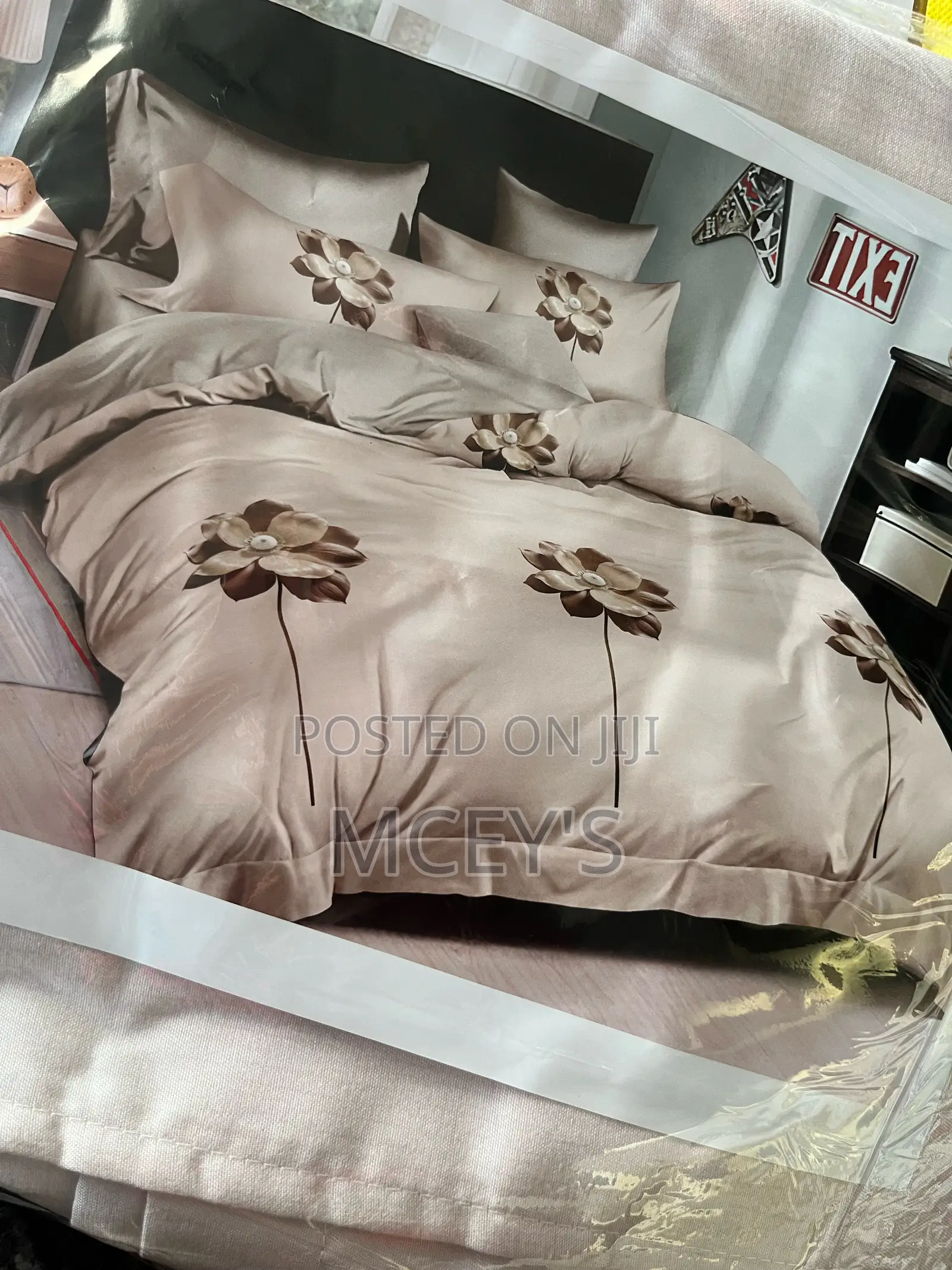 Duvet With Bedsheets