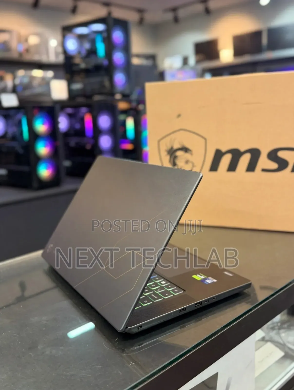 New Laptop MSI Stealth 16 AI Studio 32GB Intel Core Ultra 9 SSD 1T
