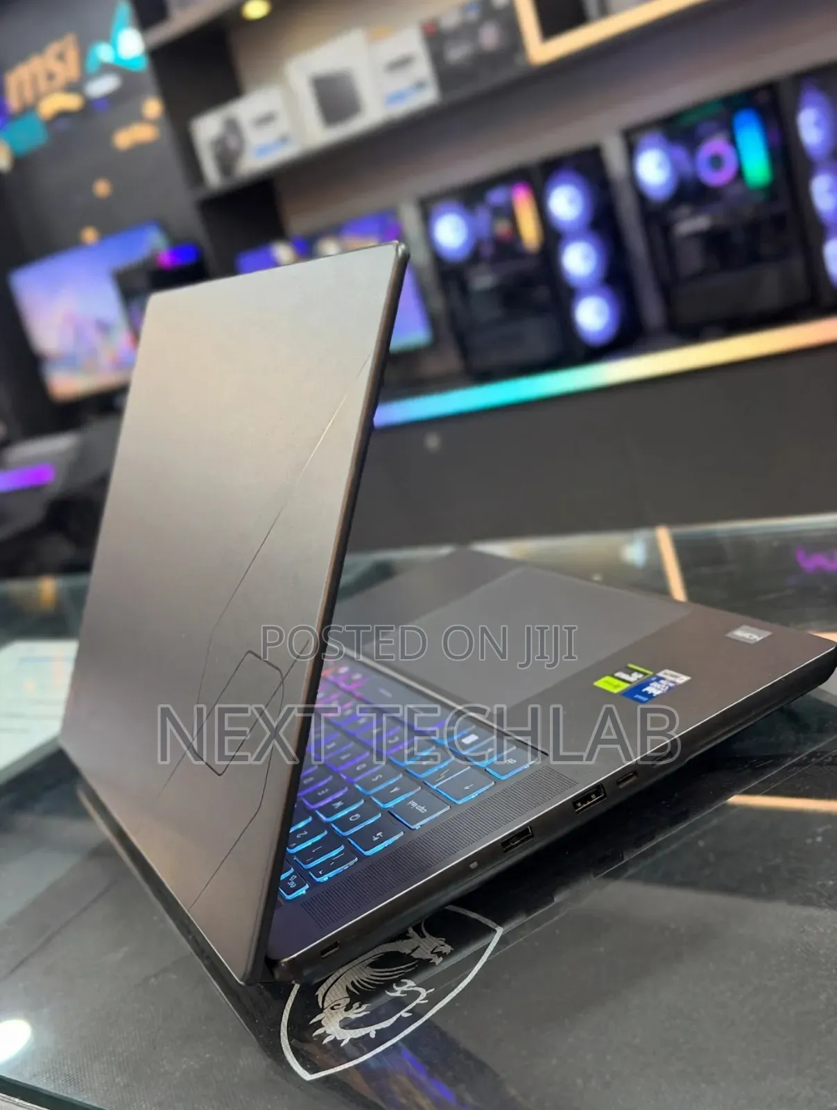 New Laptop MSI Stealth 16 AI Studio 32GB Intel Core Ultra 9 SSD 1T