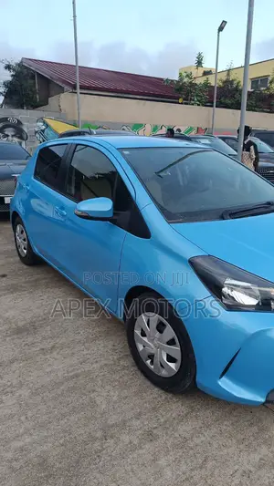 Toyota Vitz 2015 Blue