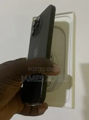 New Apple iPhone 16 Pro Max 256 GB Black