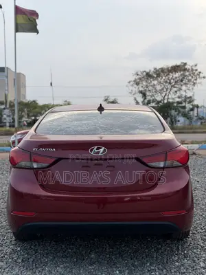 Hyundai Elantra Limited Sedan FWD (1.8L 4cyl 6A) 2016 Red