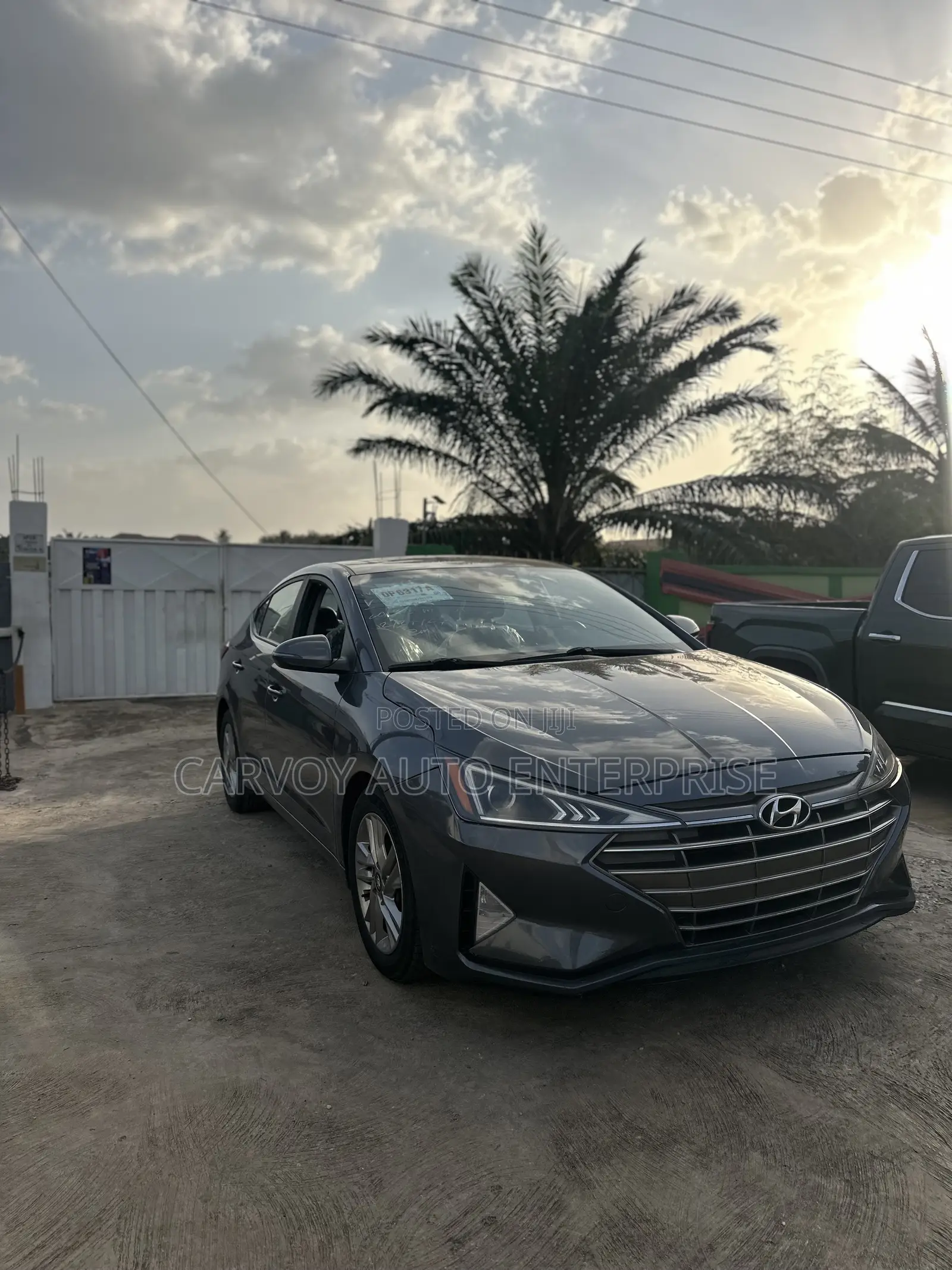 Hyundai Elantra Limited 2019 Gray