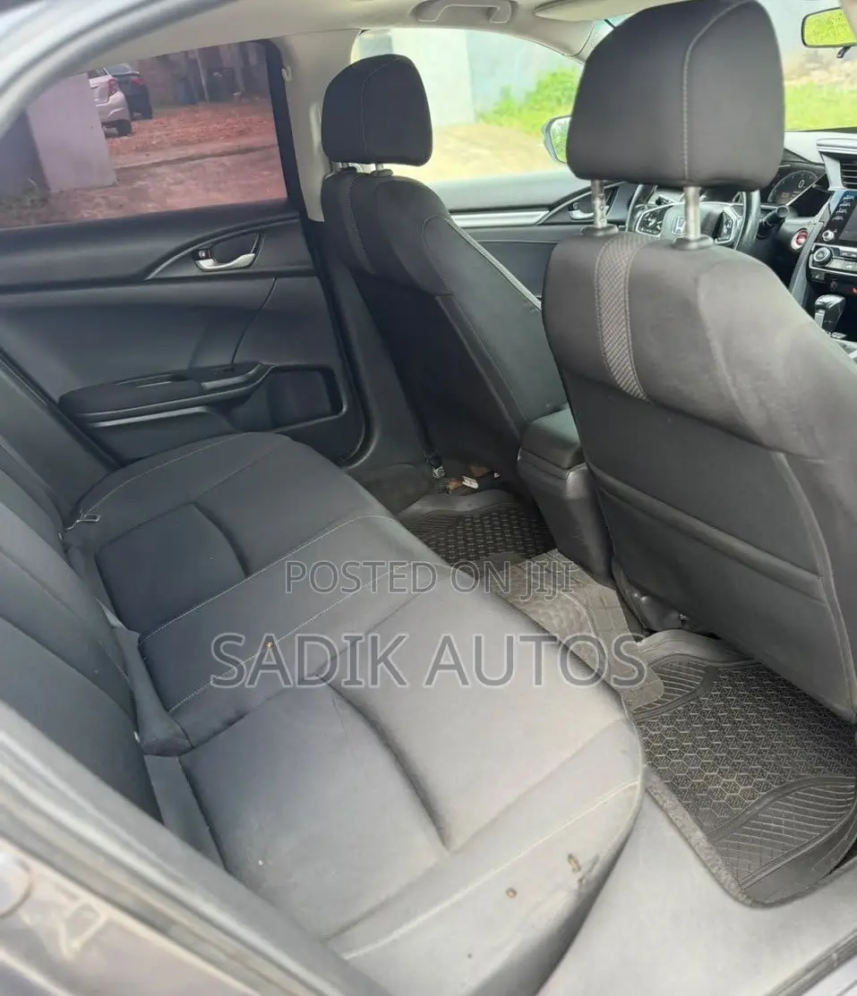 Honda Civic EX-L Sedan 2019 Gray