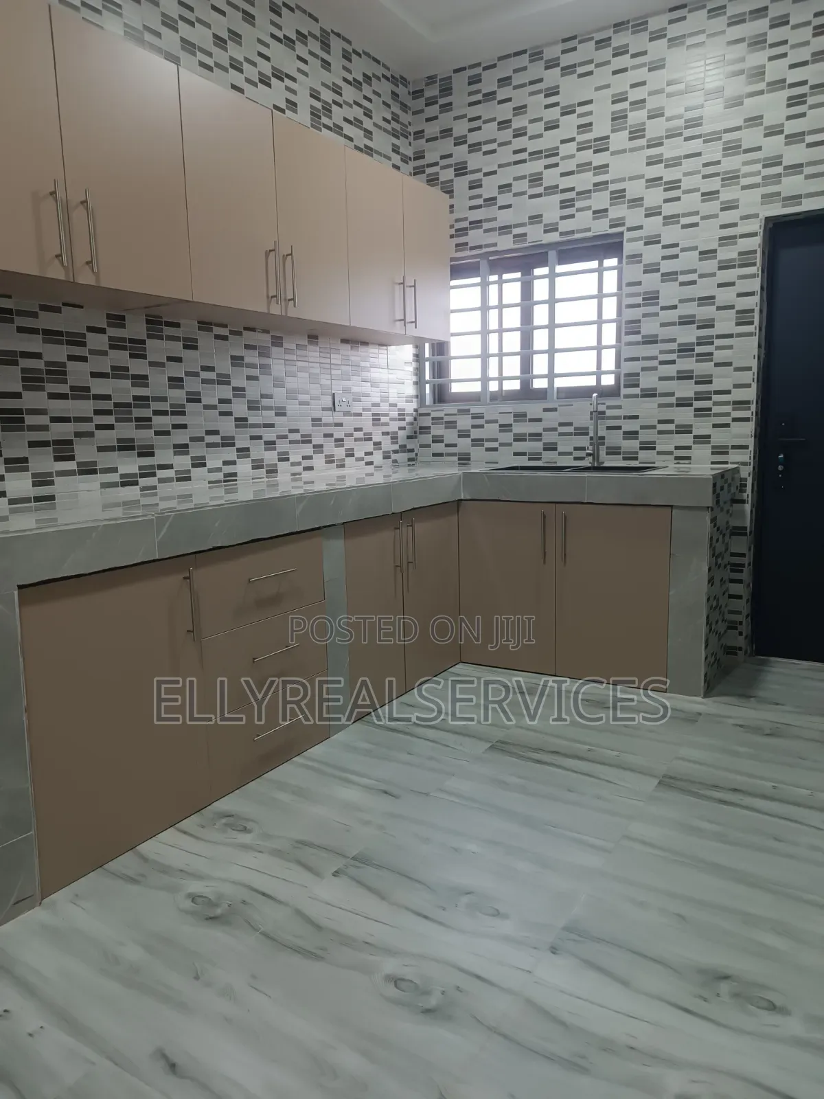 2bdrm Apartment in Ellyrealservices, Pentecost for rent