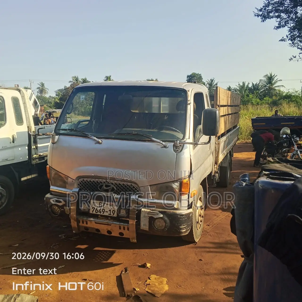 Hyundai Mighty 2010 White