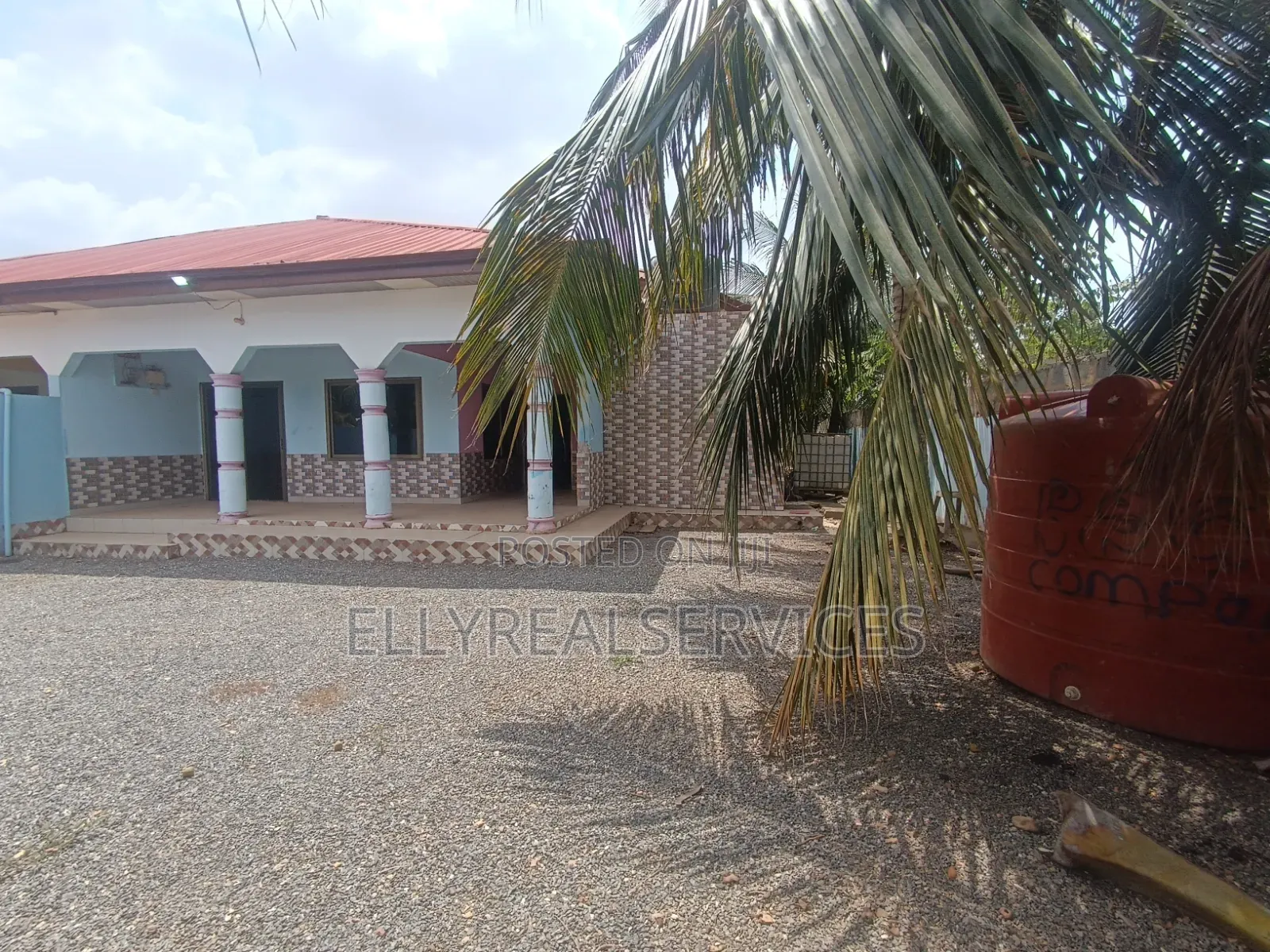 2bdrm House in Ellyrealservices, Pentecost for sale