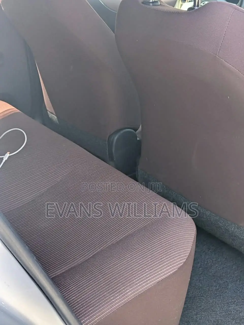 Toyota Vitz 1.3 FWD 5dr 2012 White