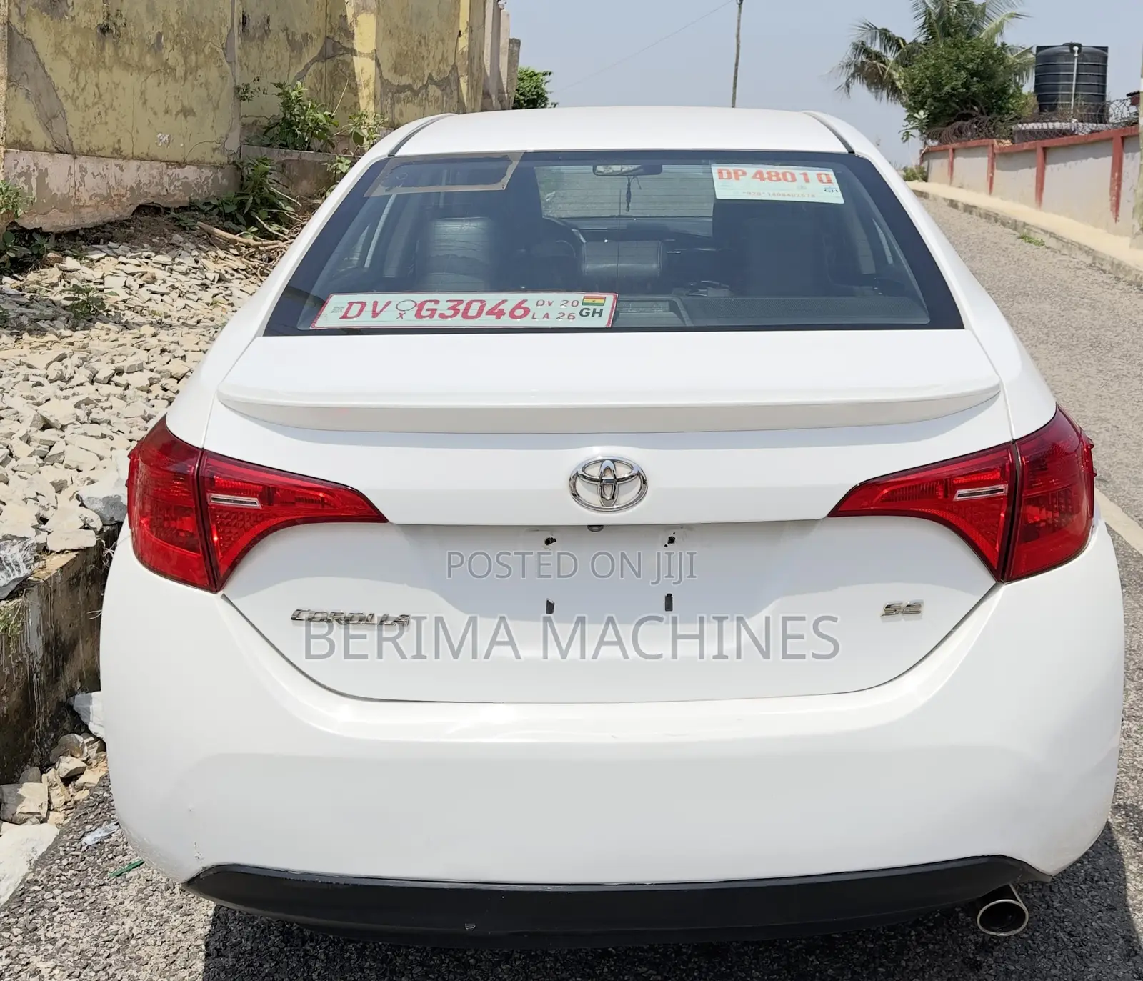 Toyota Corolla SE Special Edition 4dr Sedan (1.8L 4cyl CVT) 2017 White