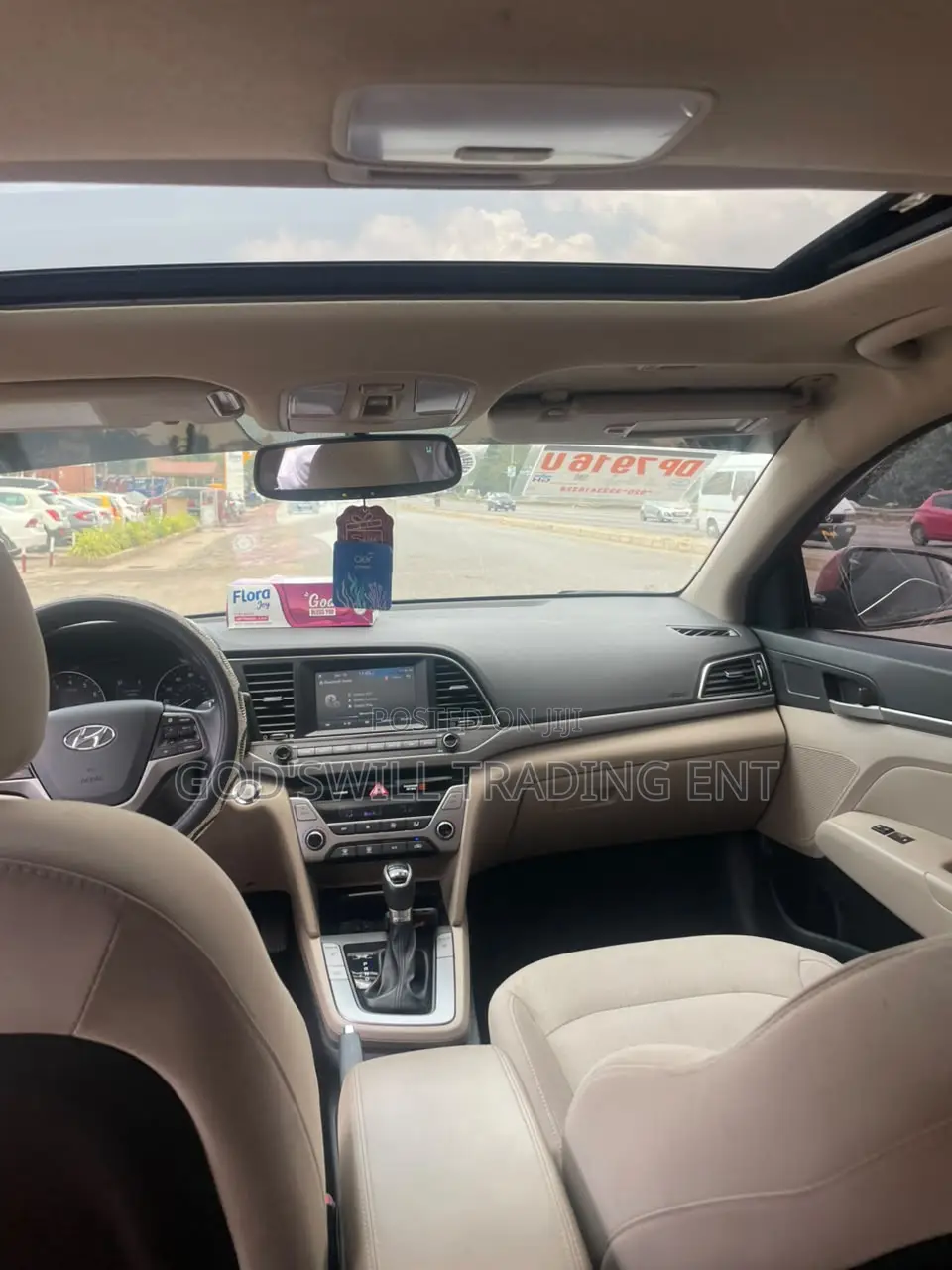 Hyundai Elantra Limited Sedan FWD (2.0L 4cyl 6A) 2017 Red