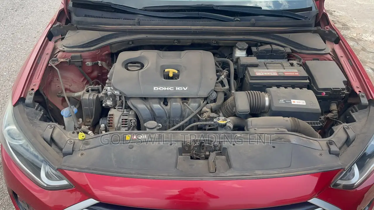 Hyundai Elantra Limited Sedan FWD (2.0L 4cyl 6A) 2017 Red