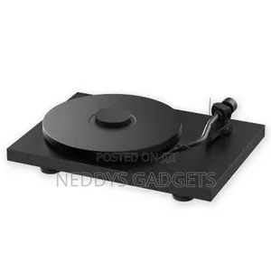 Pro-Ject Debut PRO Highend Turntable