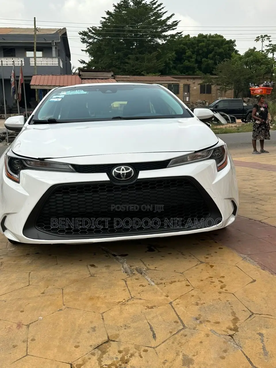 Toyota Corolla LE 2022 White