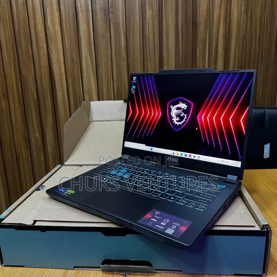 New Laptop MSI Cyborg 14 16GB Intel Core i7 SSD 512GB