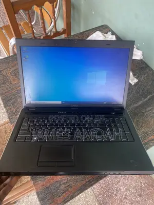 Laptop Dell Vostro 3700 2GB Intel Core i5 HDD 250GB