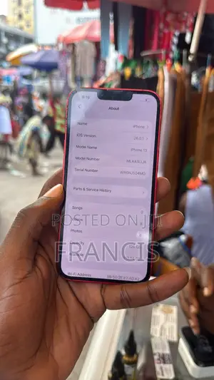 Apple iPhone 13 128 GB Red