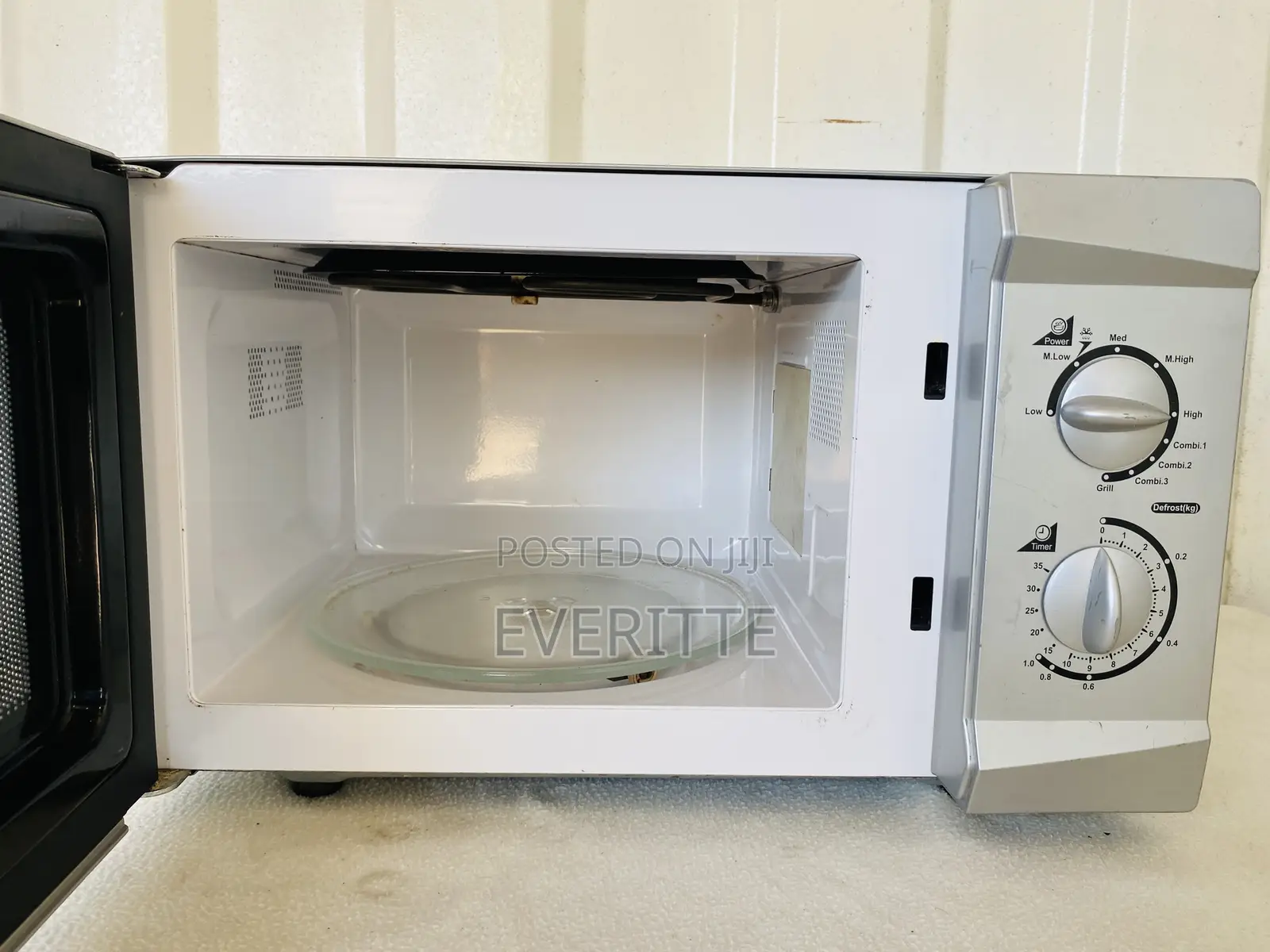 Kendo Microwave Oven With Grill