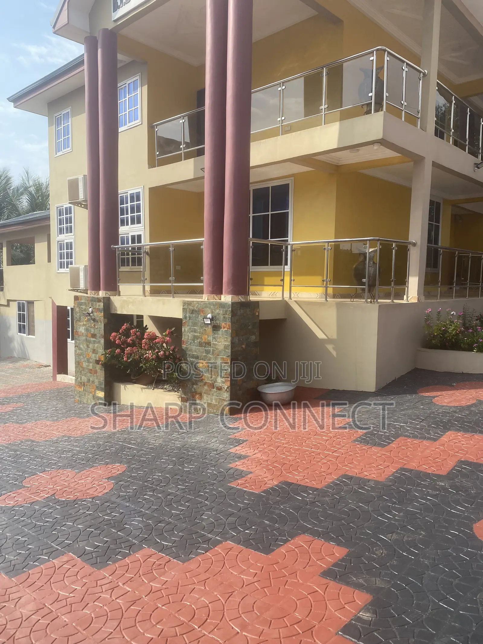 4bdrm Duplex in Sharp-Connect, Toll Booth for rent