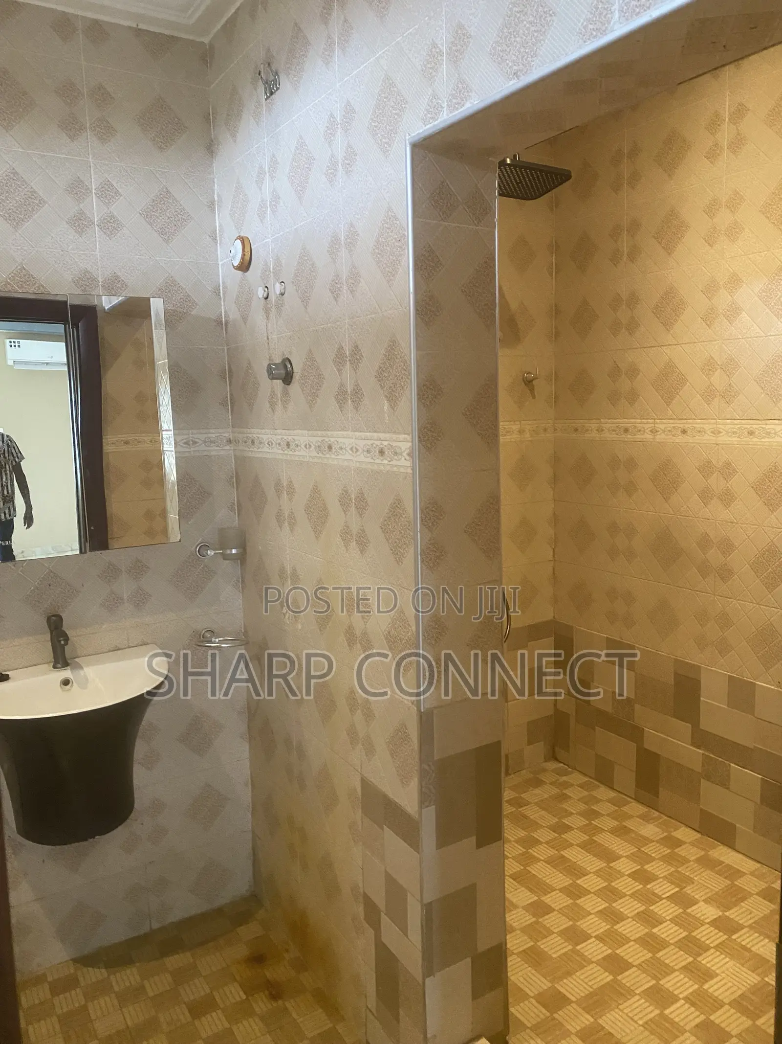 4bdrm Duplex in Sharp-Connect, Toll Booth for rent