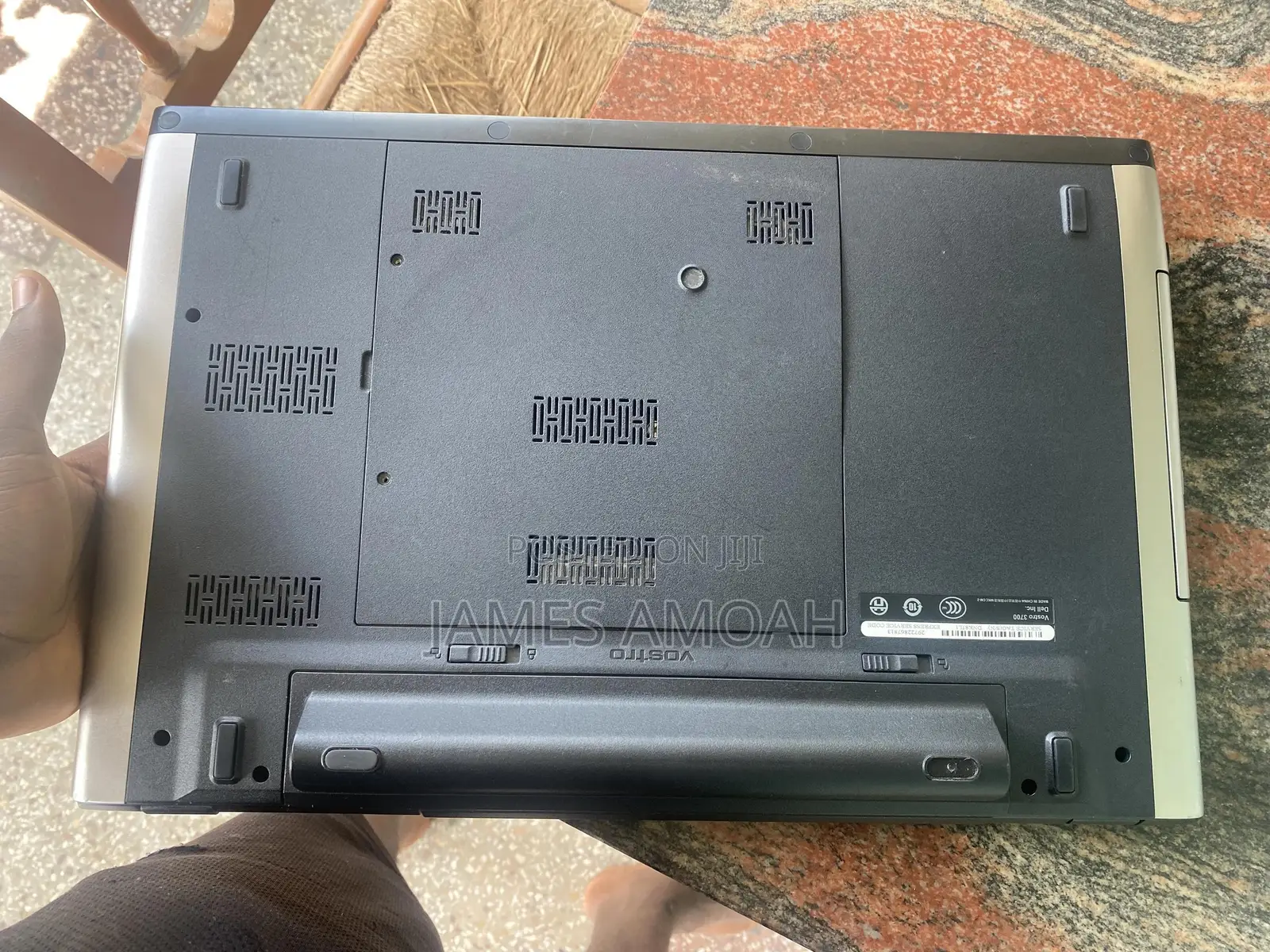 Laptop Dell Vostro 3700 2GB Intel Core i5 HDD 250GB