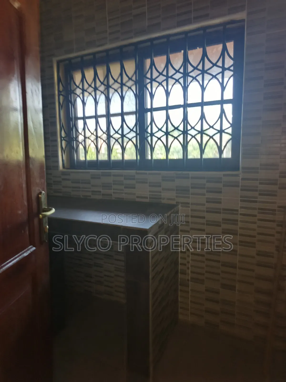 1bdrm Apartment in Two Strems, New-Juaben Municipal for rent