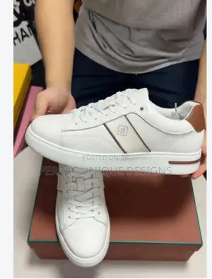 Luxury Men's White Leather Sneakers With Mahogany Trim