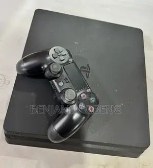 PS4 Slim With 4 Games