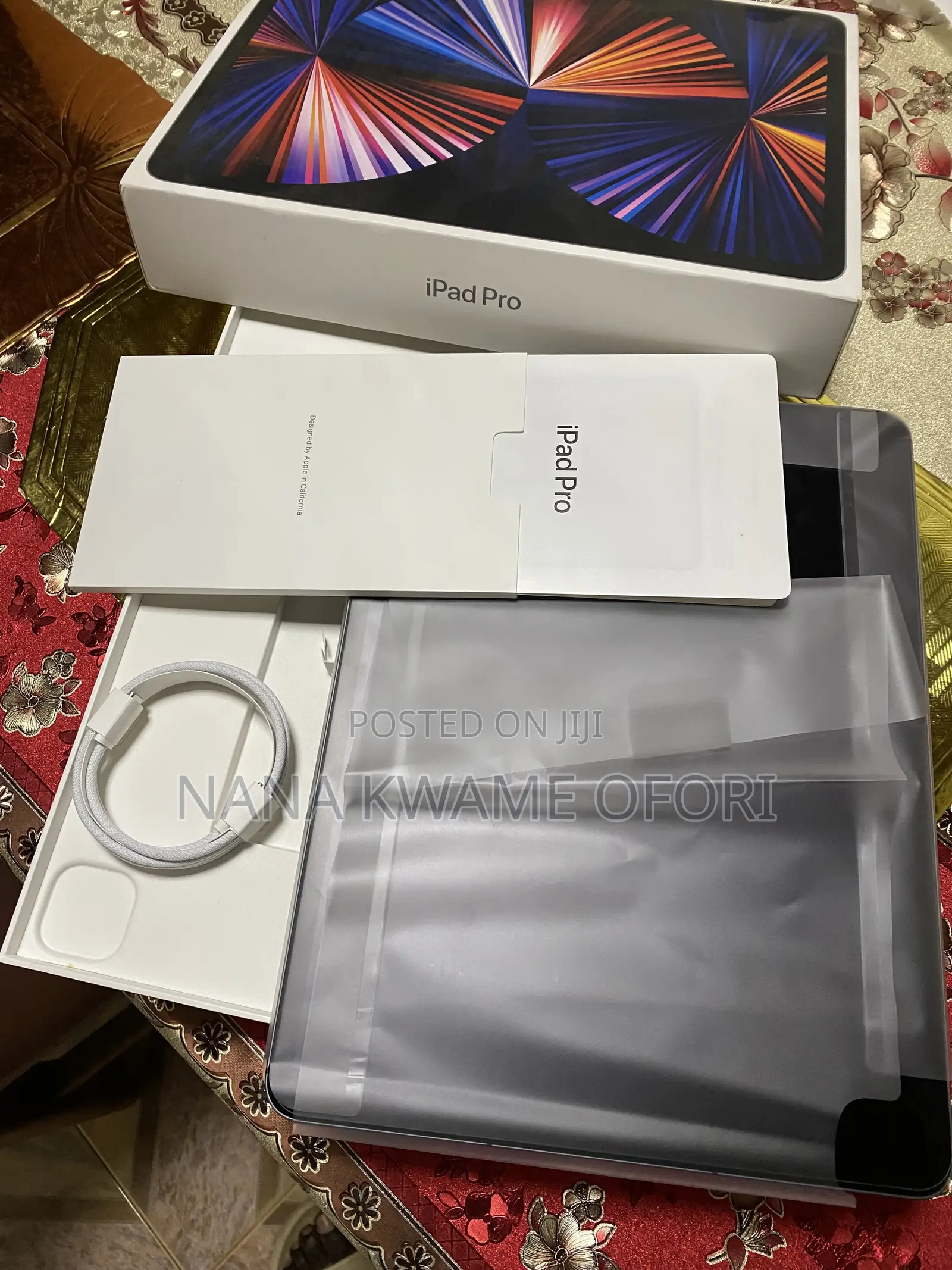 Apple iPad Pro 12.9 (2022) 256 GB Gray