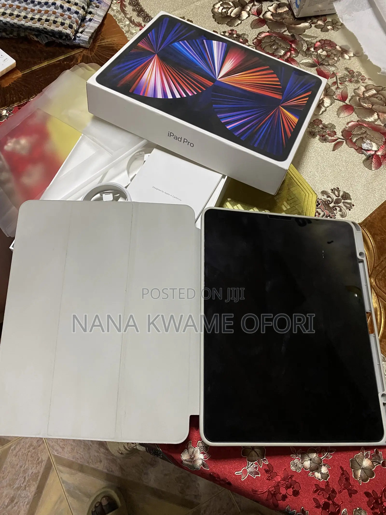 Apple iPad Pro 12.9 (2022) 256 GB Gray
