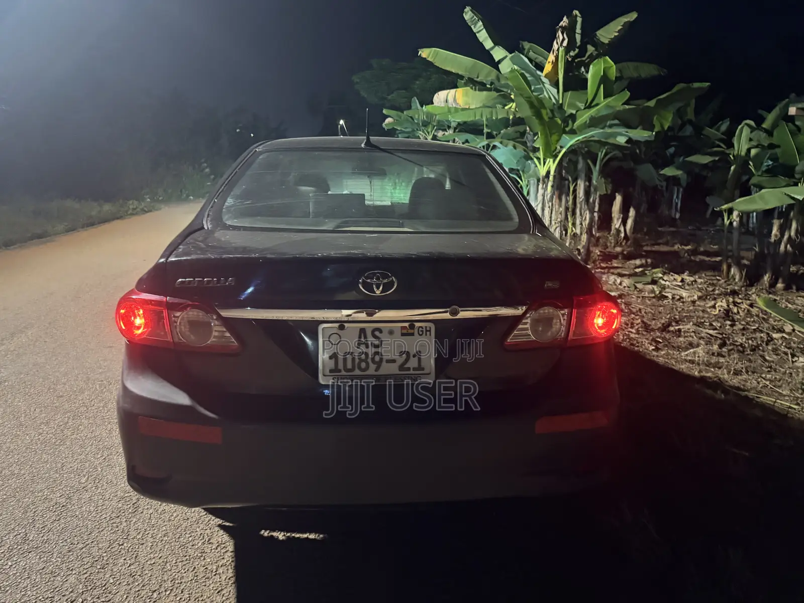 Toyota Corolla LE Special Edition 4dr Sedan (1.8L 4cyl 4A) 2013 Black