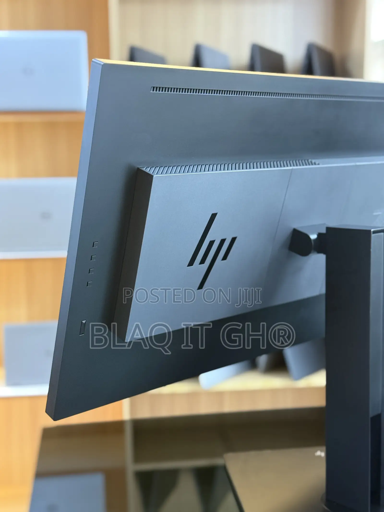 HP Z32 4K UHD (3840x2160) 32” Inch Monitor