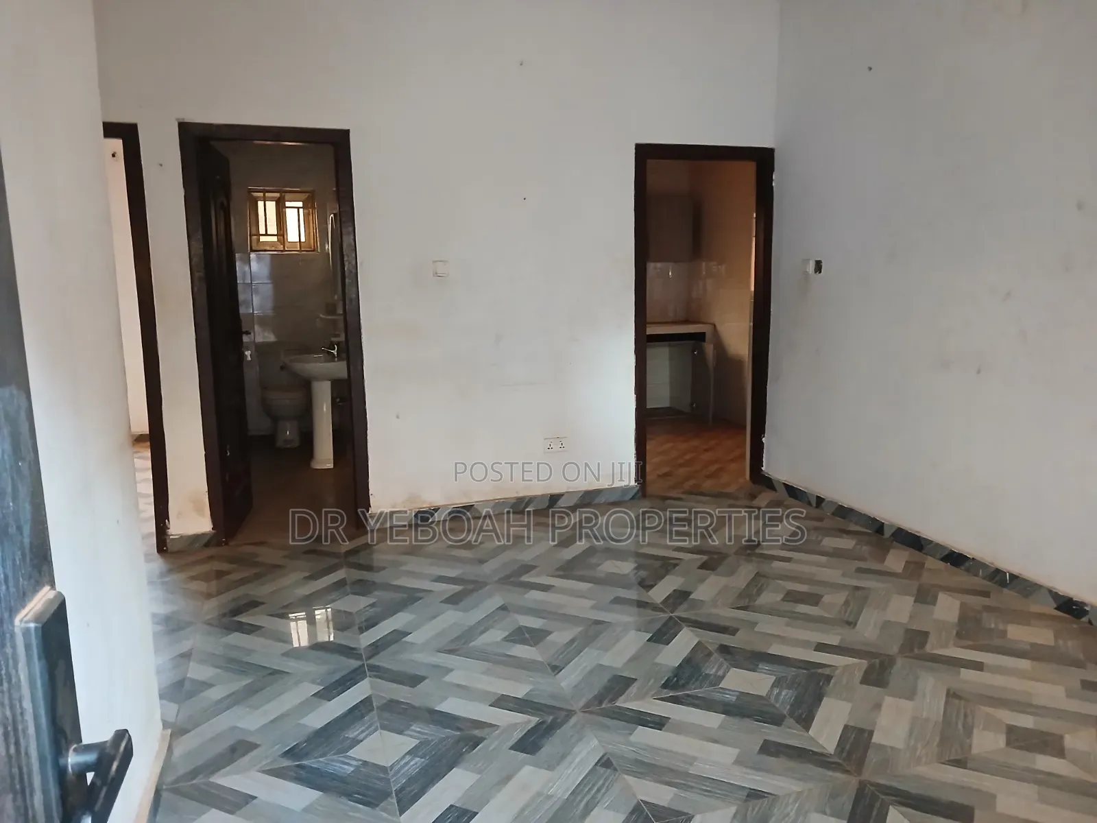 2bdrm Apartment in Spintex Road Zenith, Coca Cola for rent
