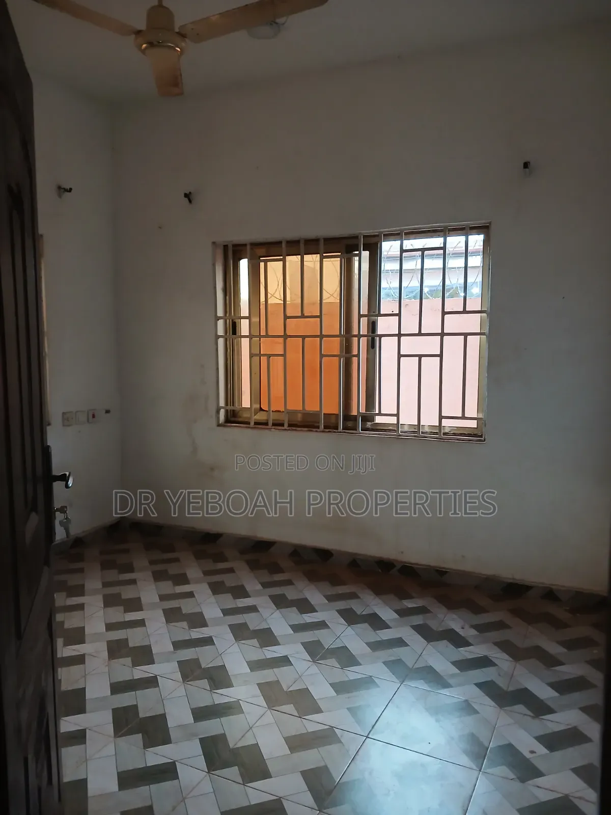 2bdrm Apartment in Spintex Road Zenith, Coca Cola for rent