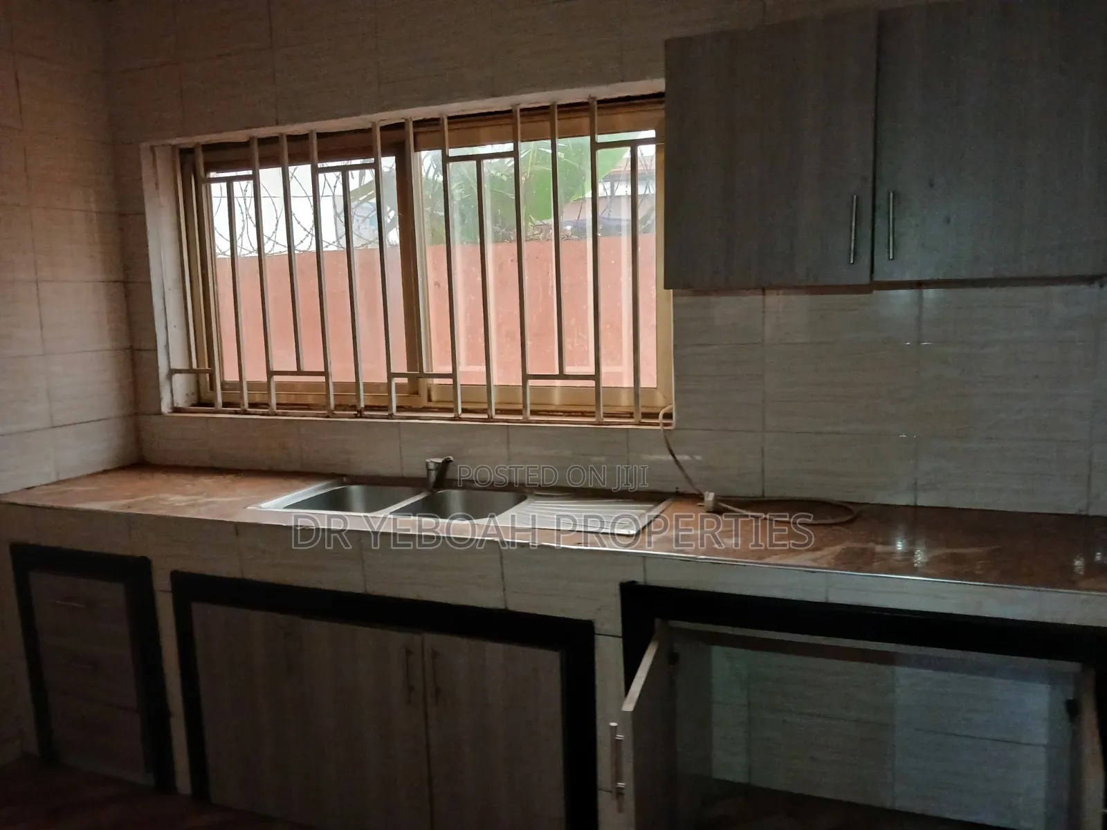 2bdrm Apartment in Spintex Road Zenith, Coca Cola for rent