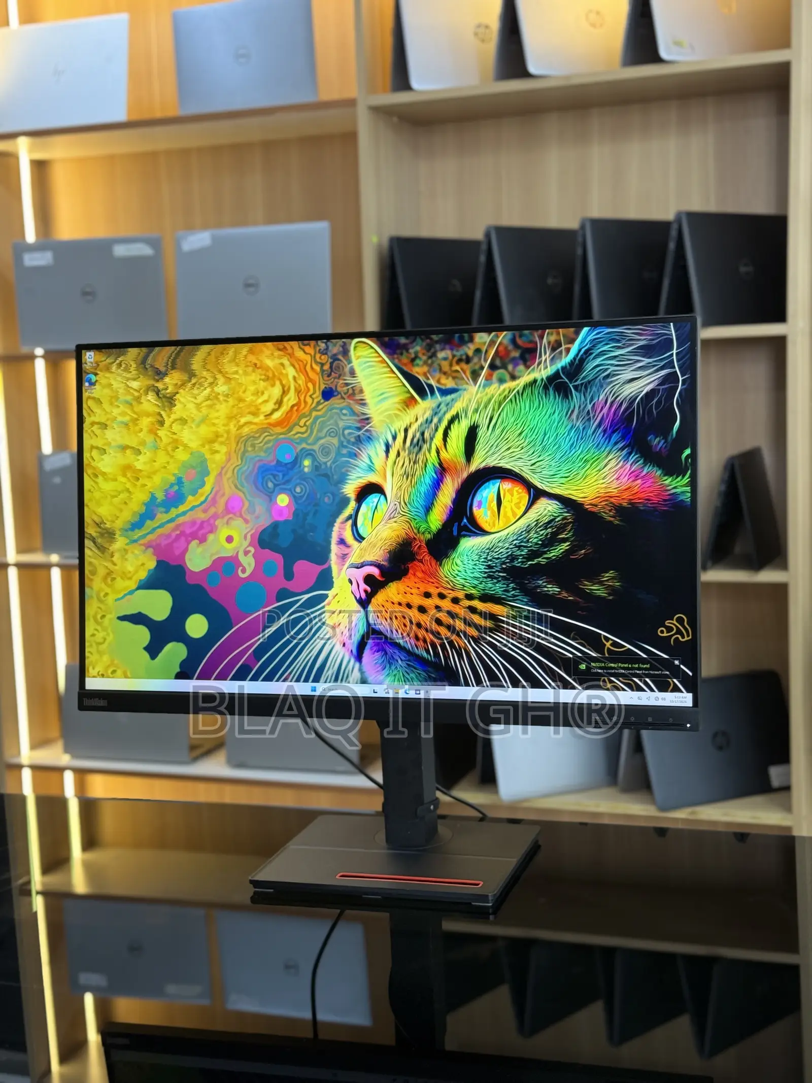 Lenovo 32” 4K UHD Monitor | Rich Colors