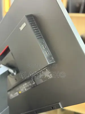 Lenovo 32” 4K UHD Monitor | Rich Colors