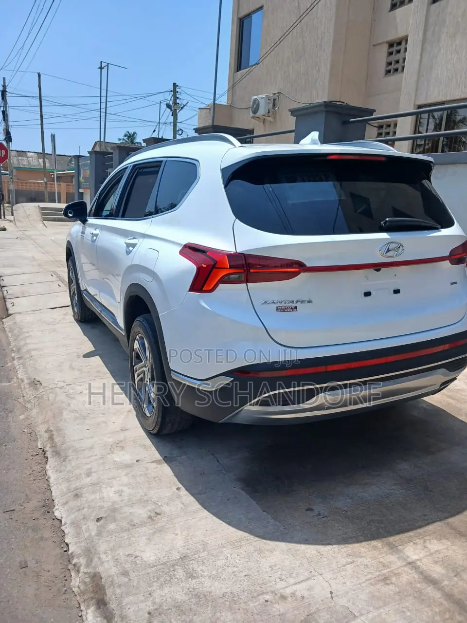 Hyundai Santa Fe Limited 2022 White