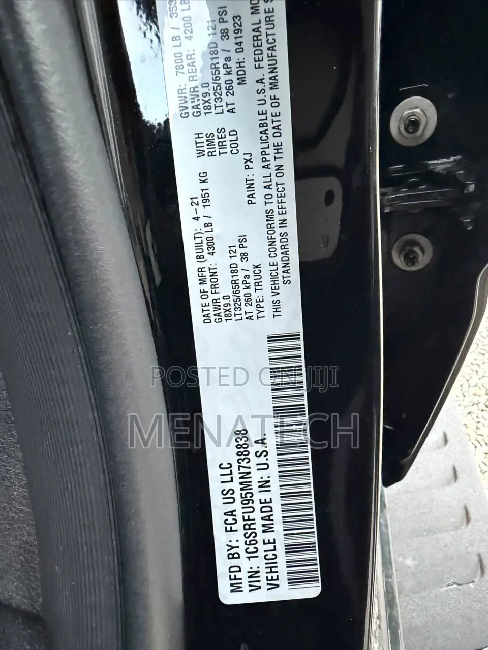 RAM 1500 2021 Black