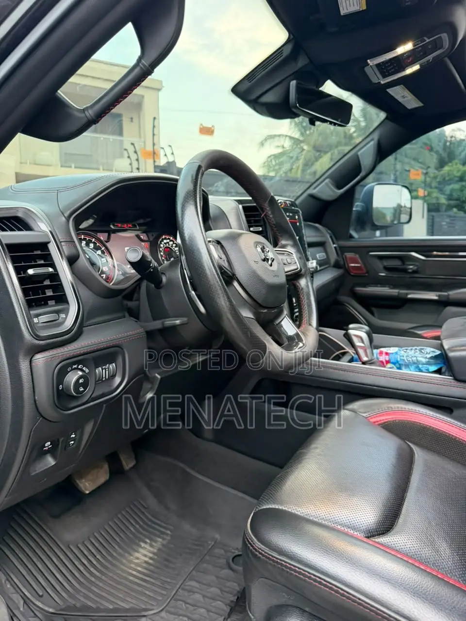 RAM 1500 2021 Black
