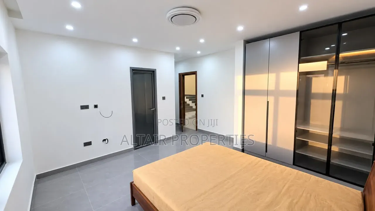 Furnished 4bdrm House in Accra Metropolitan for sale