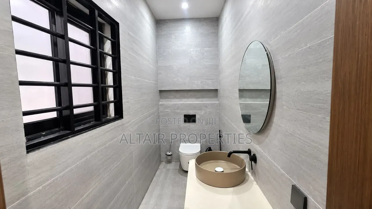 Furnished 4bdrm House in Accra Metropolitan for sale
