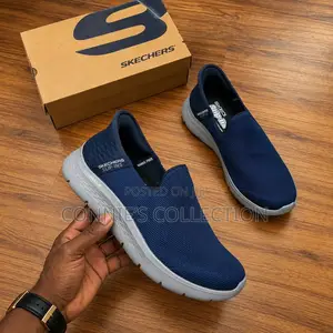 Skechers GOwalk Hands Free Slip-Ins