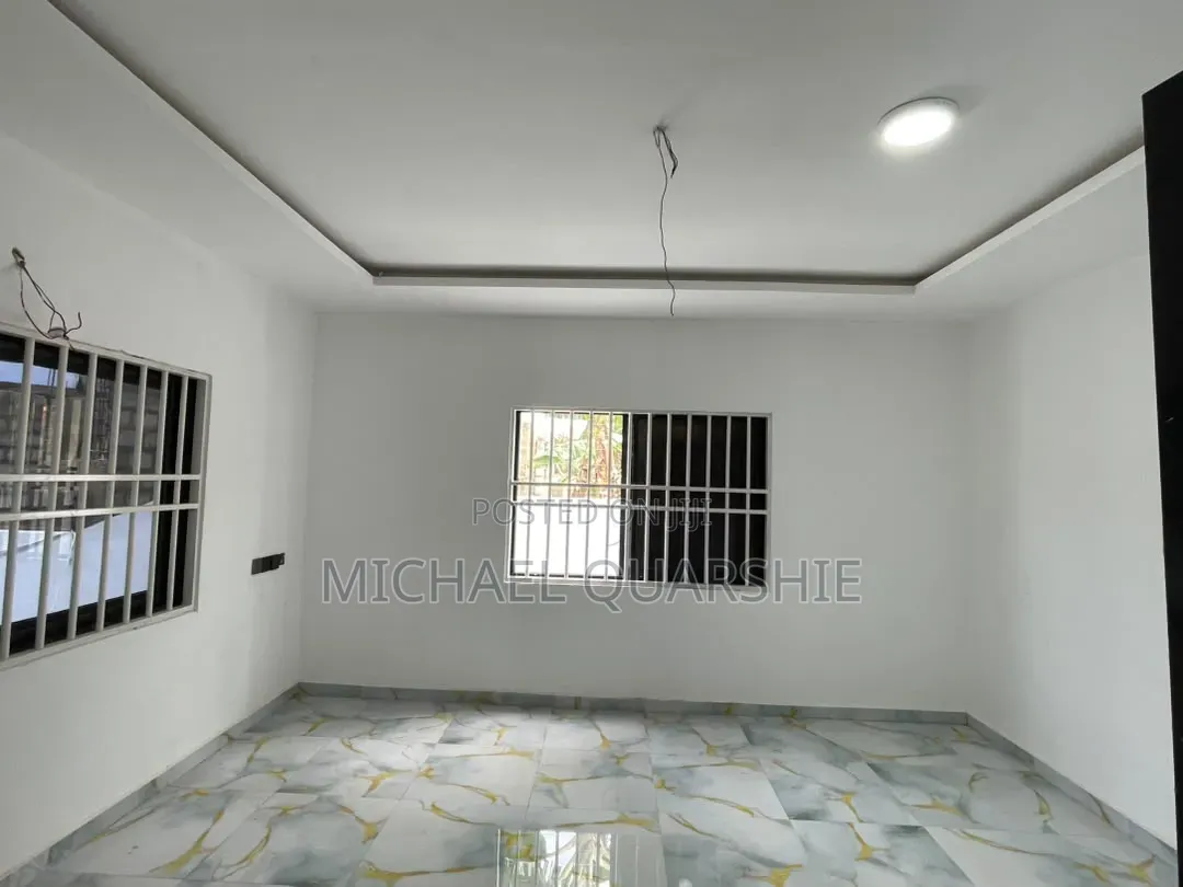 3bdrm House in Nsawam for sale