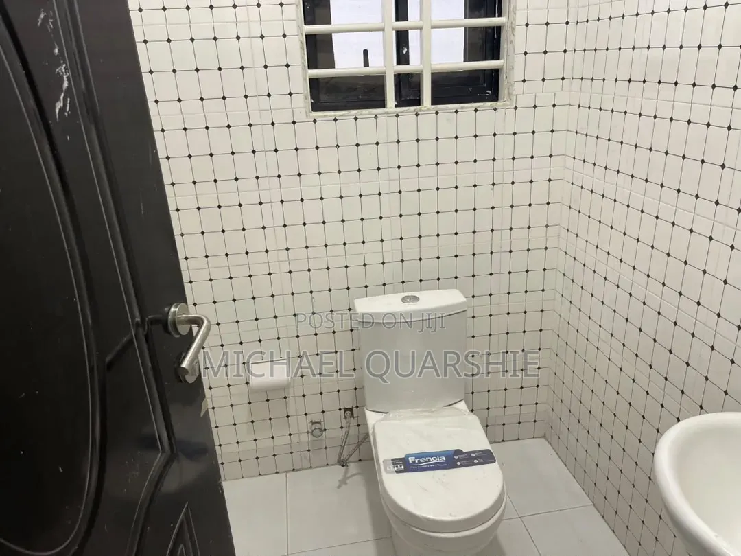 3bdrm House in Nsawam for sale