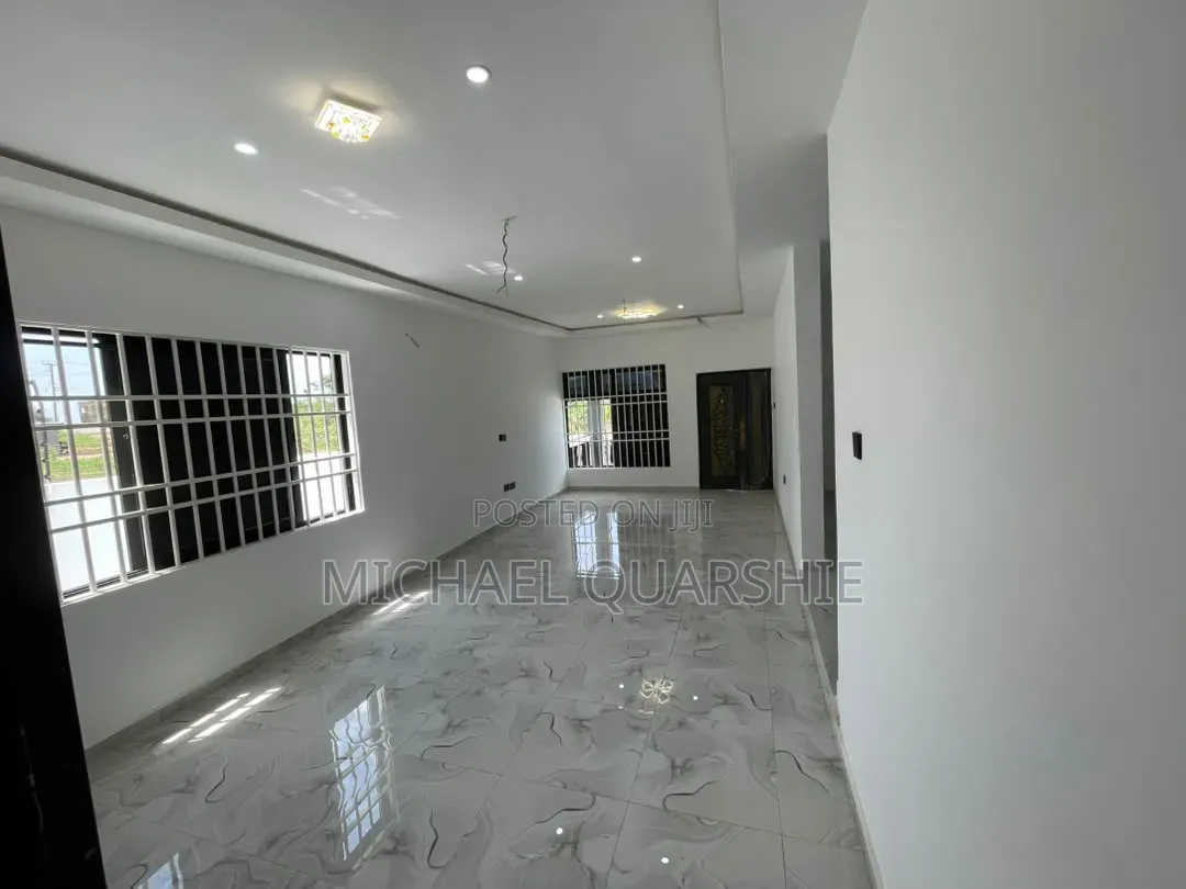 3bdrm House in Nsawam for sale